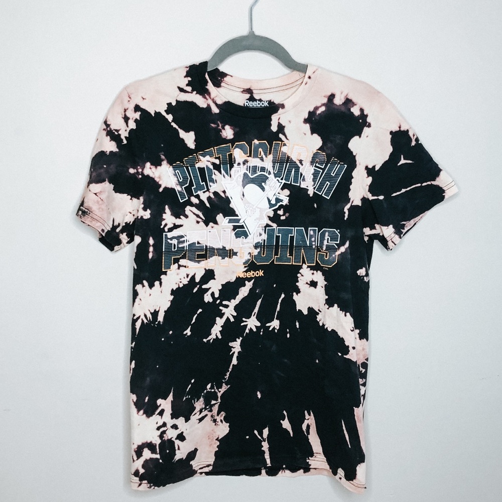 Pittsburgh Penguins Bleached Hockey Tee